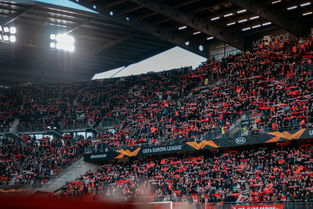 大坂直美回归赛场，败北首场状态亮眼，法国队观众沸腾！